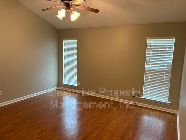 Building Photo - 11556 Milton Meadows Dr