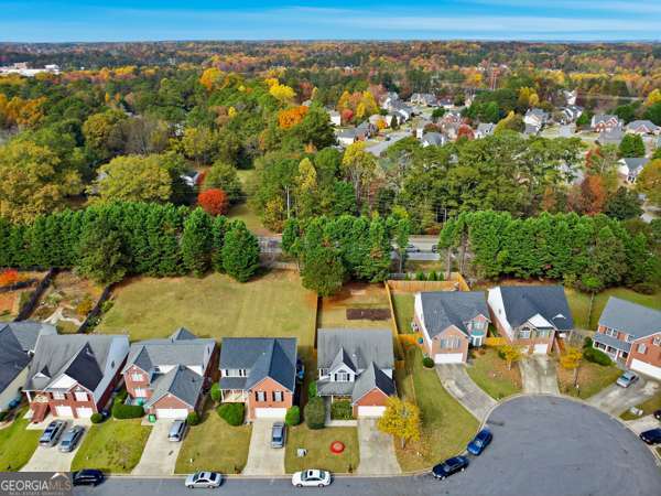 Building Photo - 4545 Parkview Walk Dr