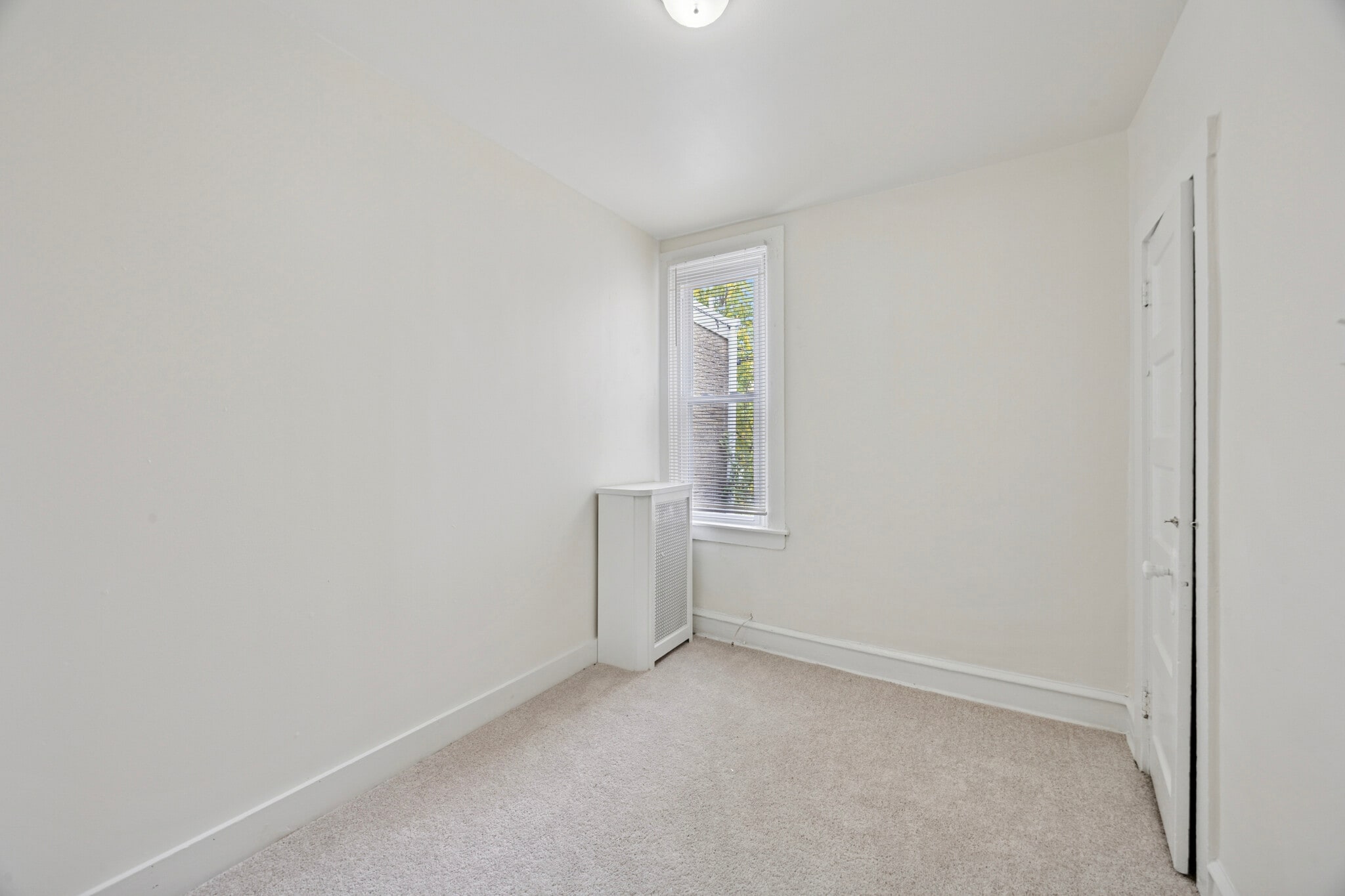 Building Photo - 6519 Allman St