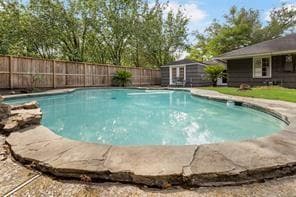 Building Photo - 4629 Cedar Oaks Ln