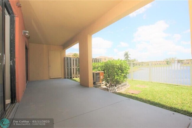 Building Photo - 5200 NW 31st Ave
