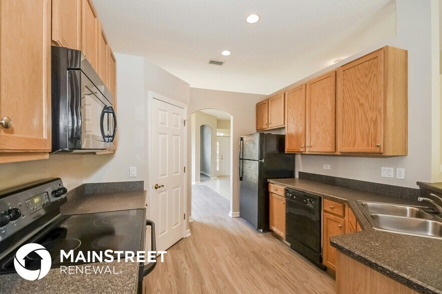 Building Photo - 3355 Fishponds Ct