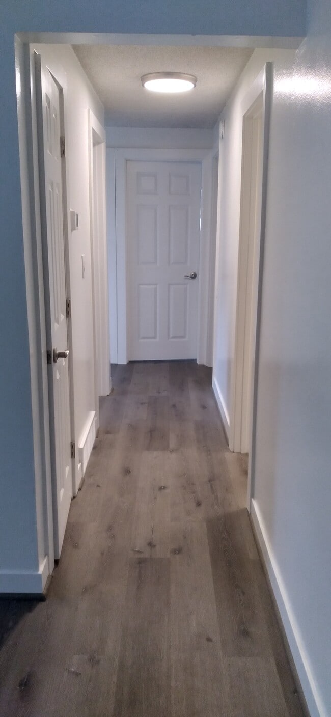 Hall - 2505 NE 82nd St