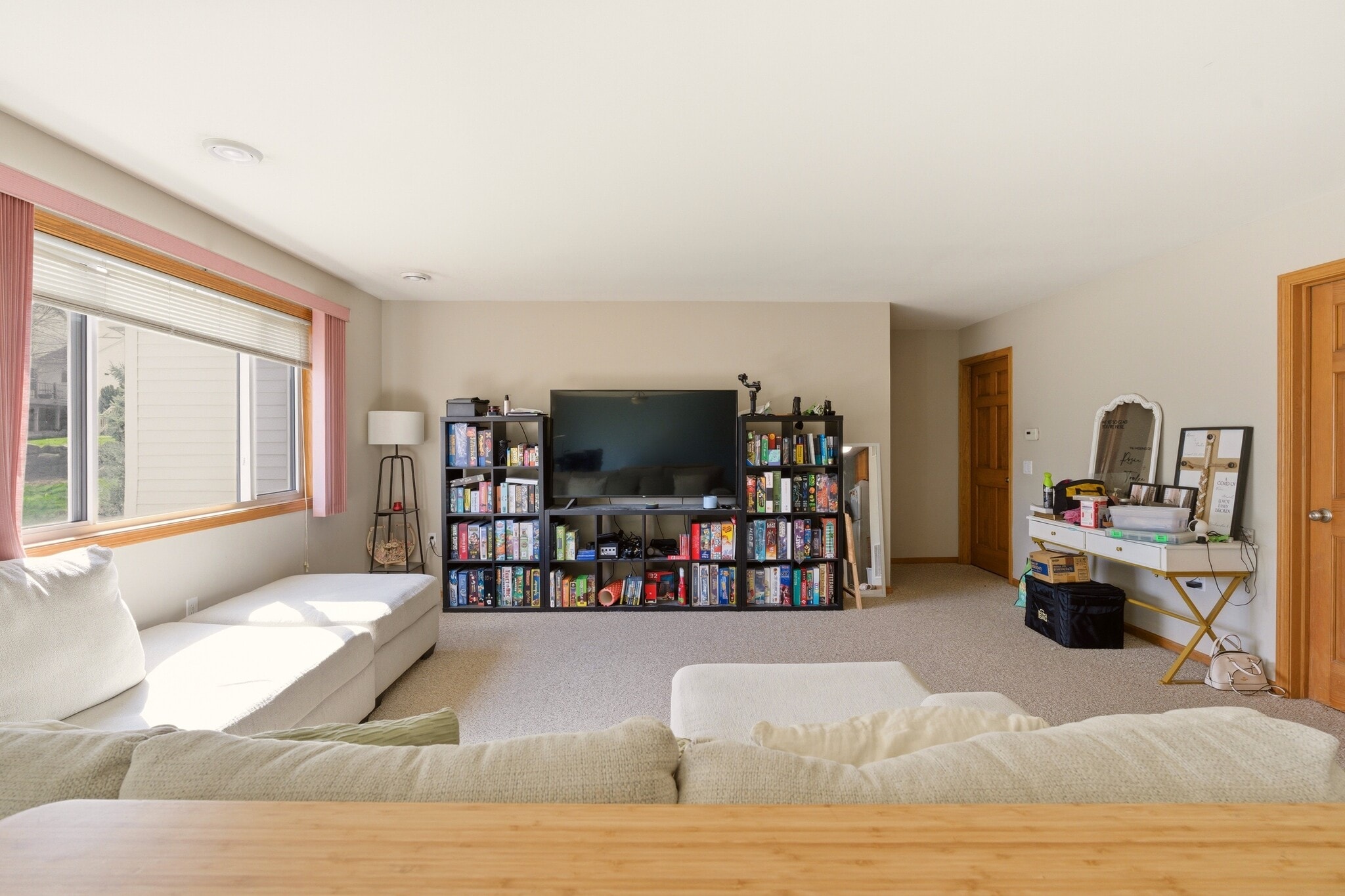 Living room - 2948 Kentville Dr