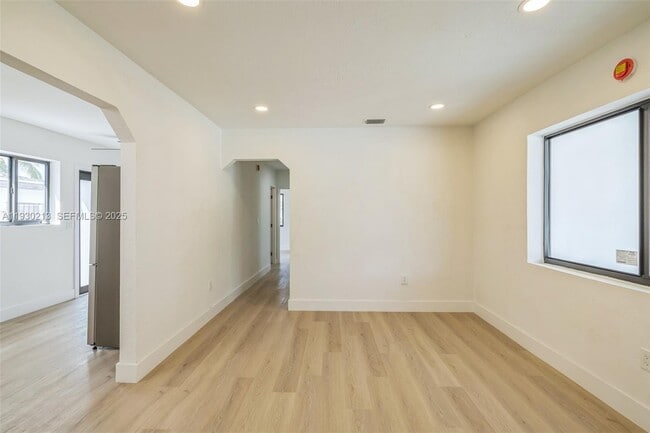 Building Photo - 9055 NW 33rd Ave