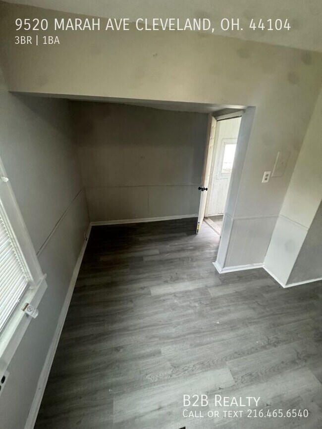 Building Photo - 9520 Marah Ave