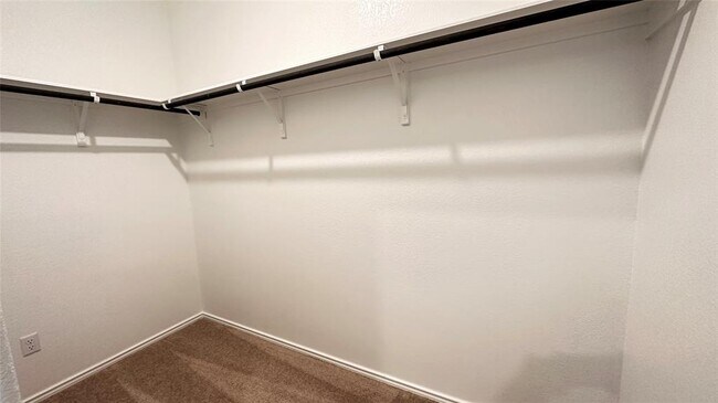 Building Photo - 138 Milliner Lp