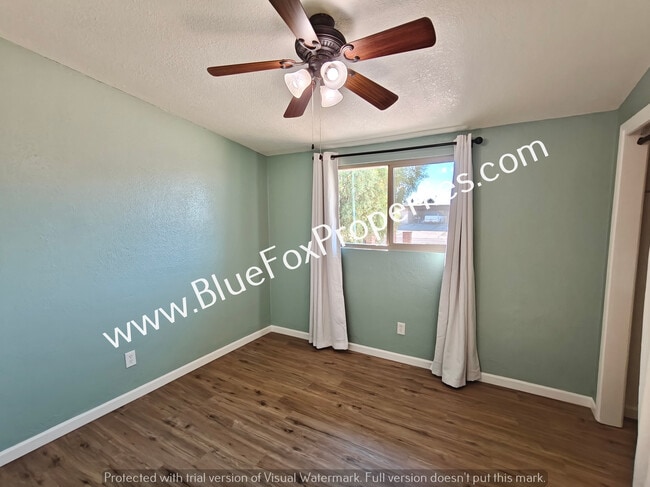 Building Photo - 3310 W Calle Toronja