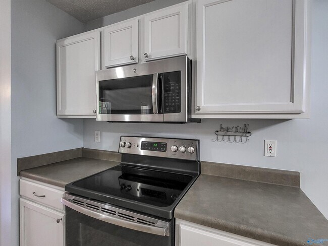 Building Photo - 157 Garden Brook Dr