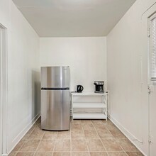 Building Photo - Charming Fully Furnished Studio in the Heart of UT Campus – $1,500/Month