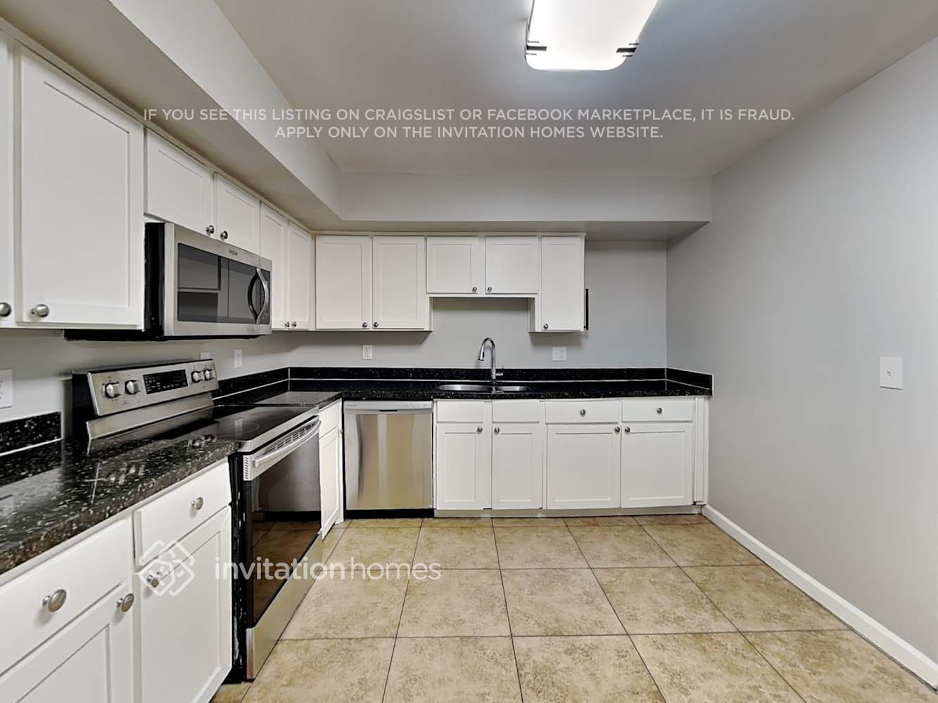 Building Photo - 141 E Millett Ave