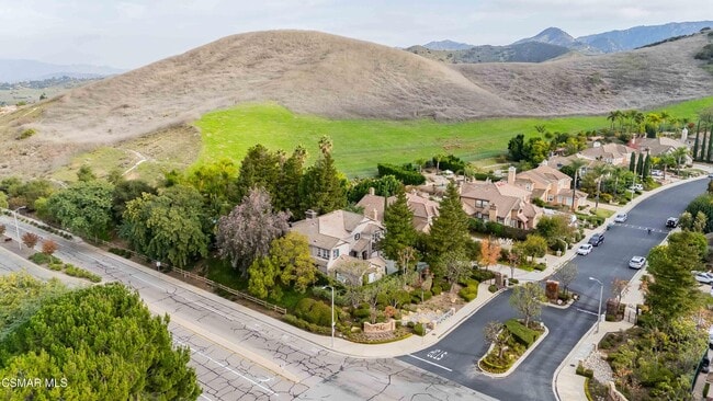 Building Photo - 504 Rustic Hills Dr