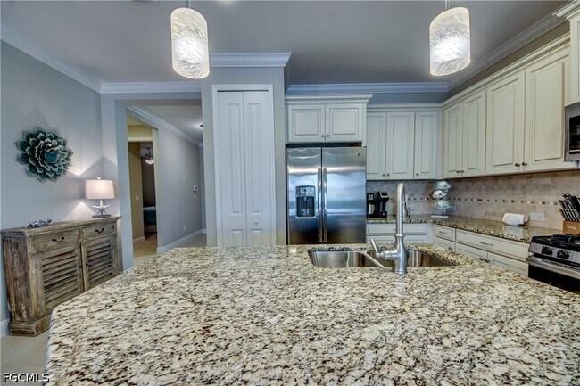 Building Photo - 4420 Waterscape Ln