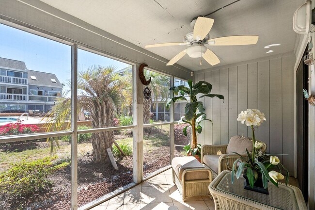 Building Photo - 3700 Golf Colony Ln