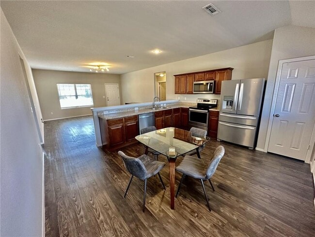 Building Photo - 6206 SW Warrington Rd