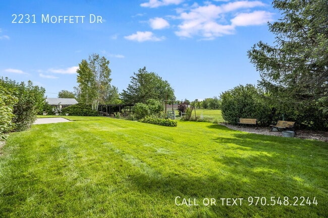 Building Photo - 2231 Moffett Dr