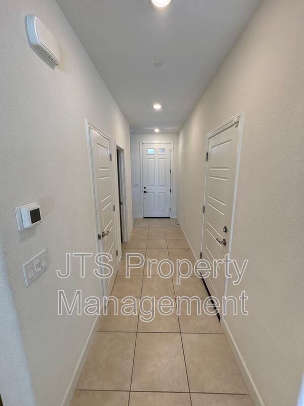 Building Photo - 3606 Nuestra Ave