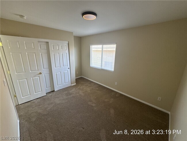 Building Photo - 10876 Fishers Island St