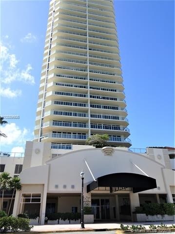 Building Photo - 7330 Ocean Terrace