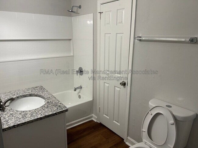 Building Photo - 1342 Drewery Ave