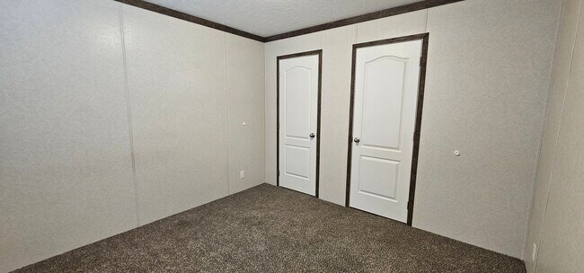 Building Photo - 248 Magnolia Pl