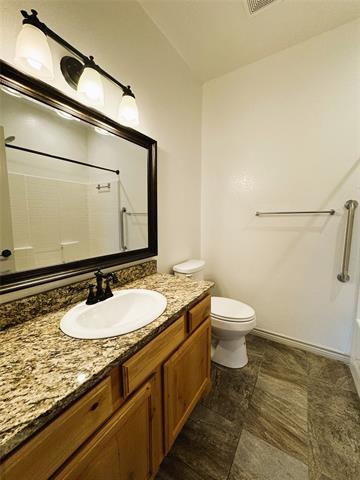 Building Photo - 212 Lasso Cir