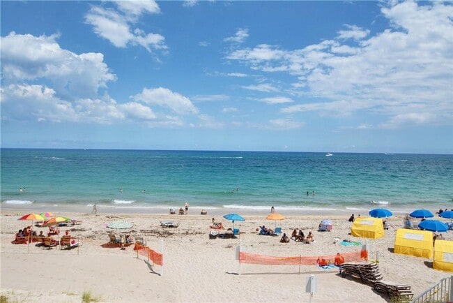 Building Photo - 4100 Galt Ocean Dr