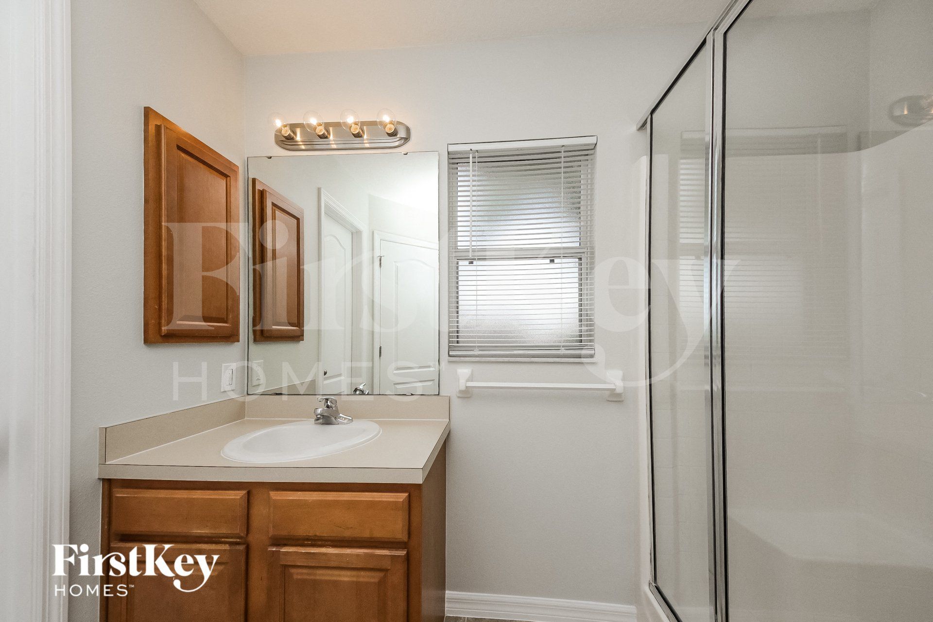 Building Photo - 381 Maudehelen St