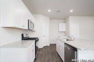 Building Photo - 23215 Langdon Landing