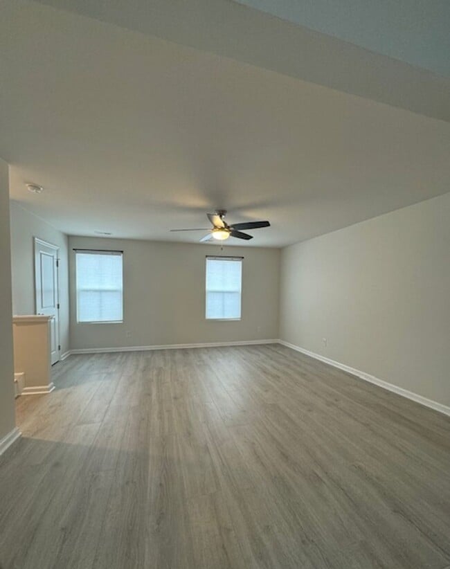 Building Photo - Newly Renovated 3BR Townhome with Private Patio in Fort Mill