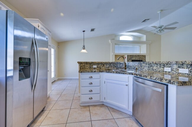 Building Photo - SE!! 4 Bedrooms!! Single Story!! NO HOA!! 3 Car Garage!!! Pool!!! Spa!!! RV Parking!!! Low mainte...