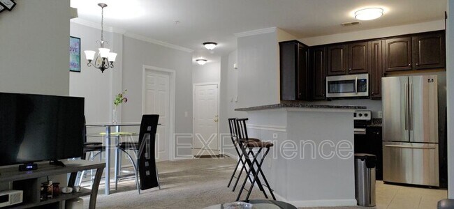 Building Photo - 15612 Everglade Ln