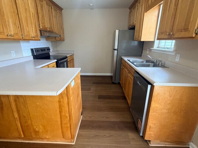 Building Photo - 3BD/2B in Valdosta, GA Close to Moody Air Force Base