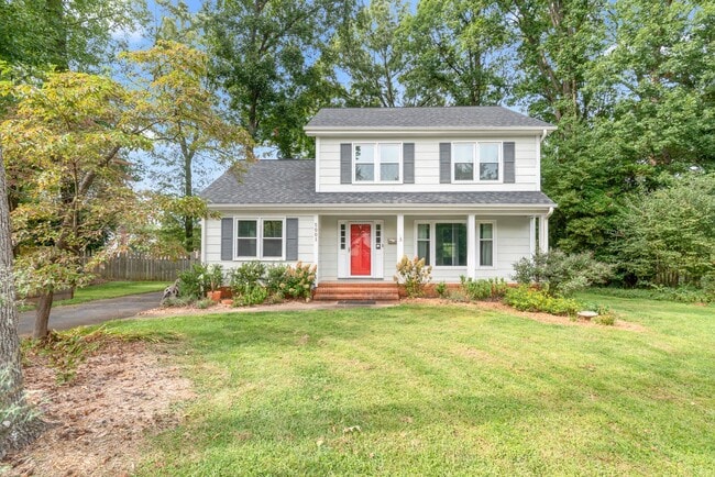 Building Photo - 3 Bedroom home in Coventry Woods!