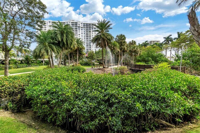 Building Photo - 2851 NE 183rd St