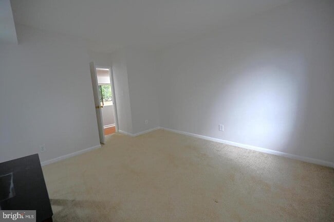 Building Photo - 2237 Castle Rock Square