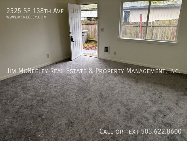 Building Photo - 2525 SE 138th Ave
