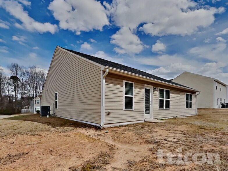 Building Photo - 129 Ridgemoore Ct