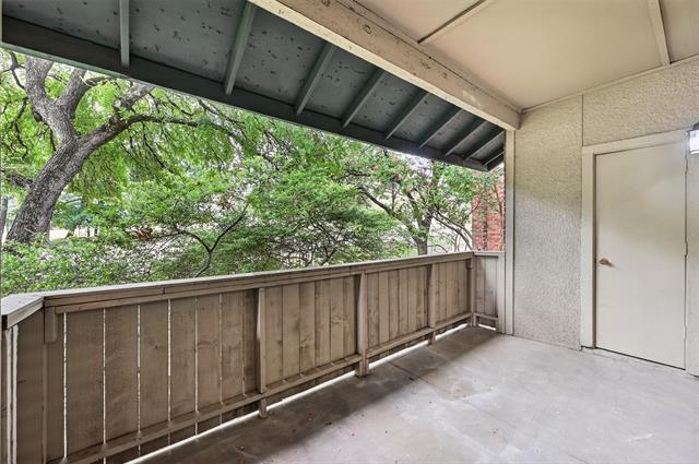 Building Photo - 8601 Park Ln