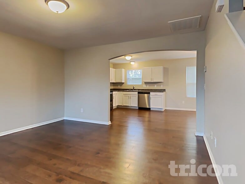 Building Photo - 4600 Montelena Dr