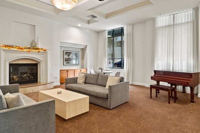 Building Photo - 2400 5th Ave