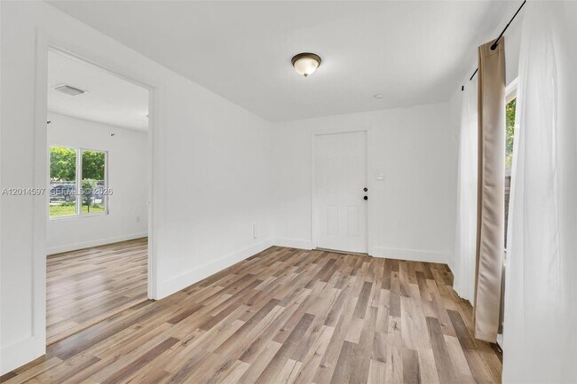 Building Photo - 1463 NW 70th St