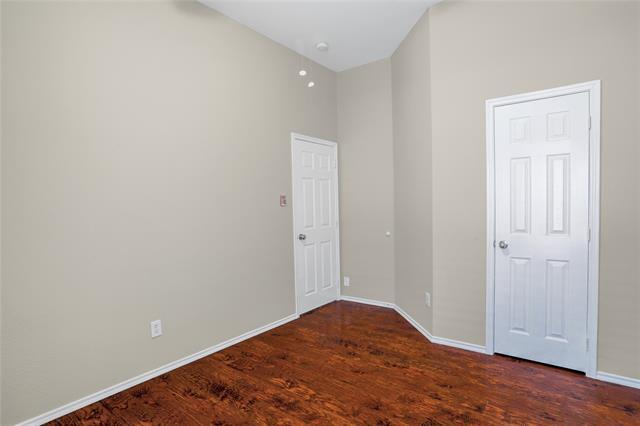 Building Photo - 6937 Red Bluff Dr