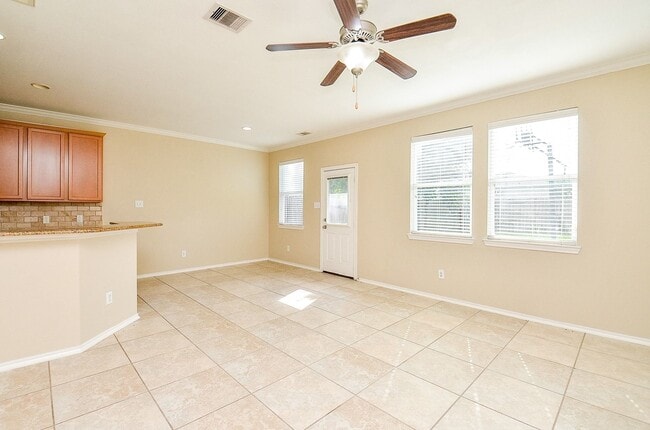 Building Photo - 6431 Densberry Ln