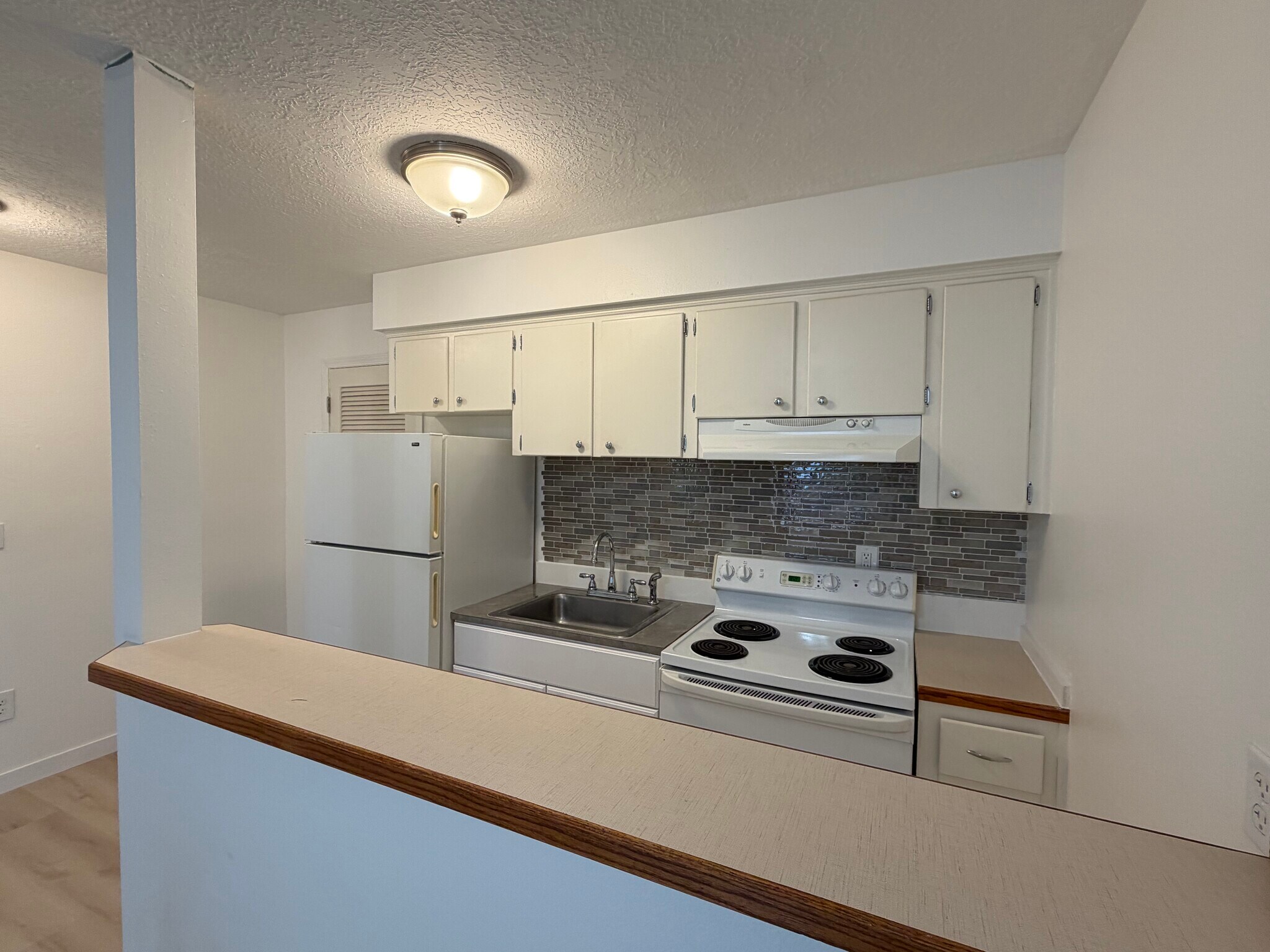 Kitchen - 1015 7th St