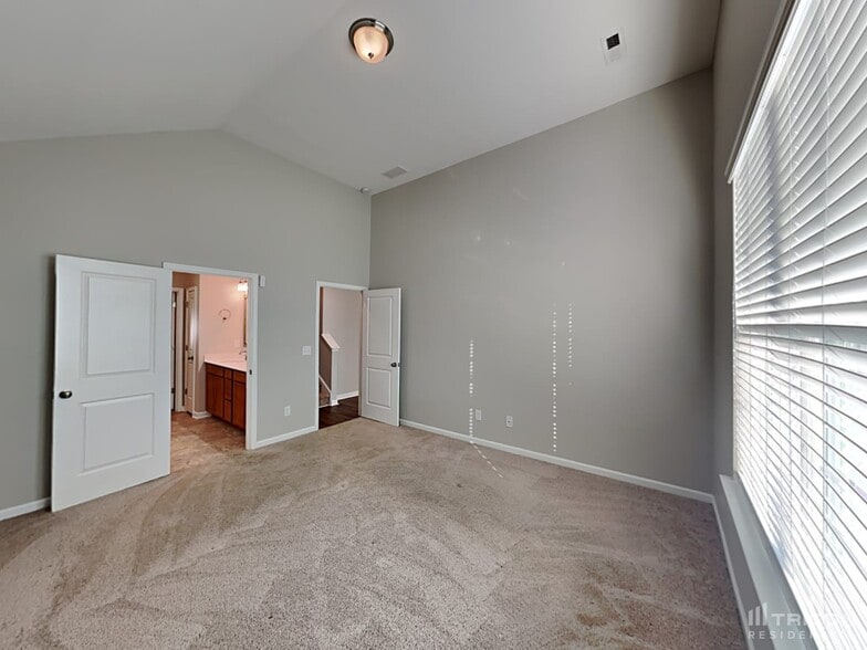 Building Photo - 15 Attucks Ct