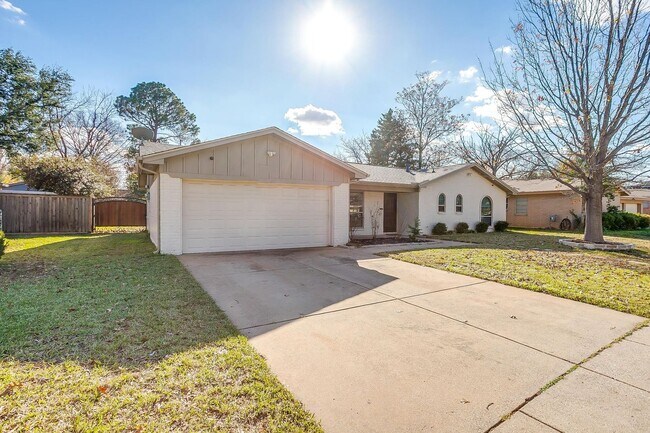 Building Photo - 1812 Winchester Way