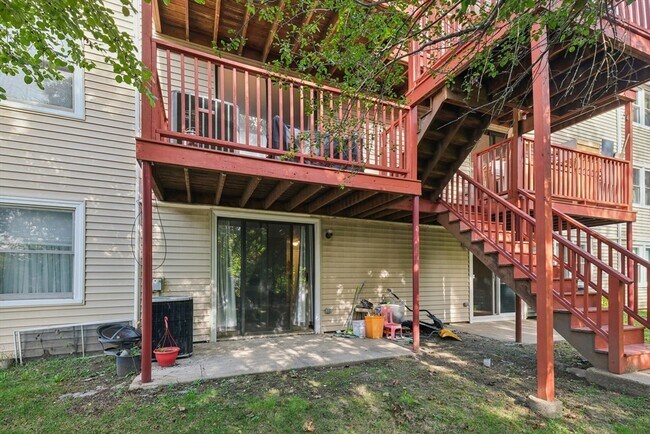 Building Photo - 25 Rockland St