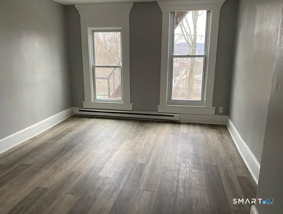 Building Photo - 570 Broad St