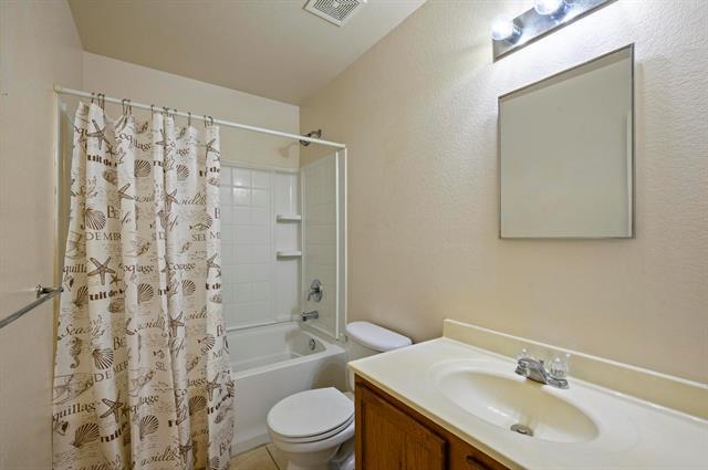 Building Photo - 2718 Lake Terrace Dr